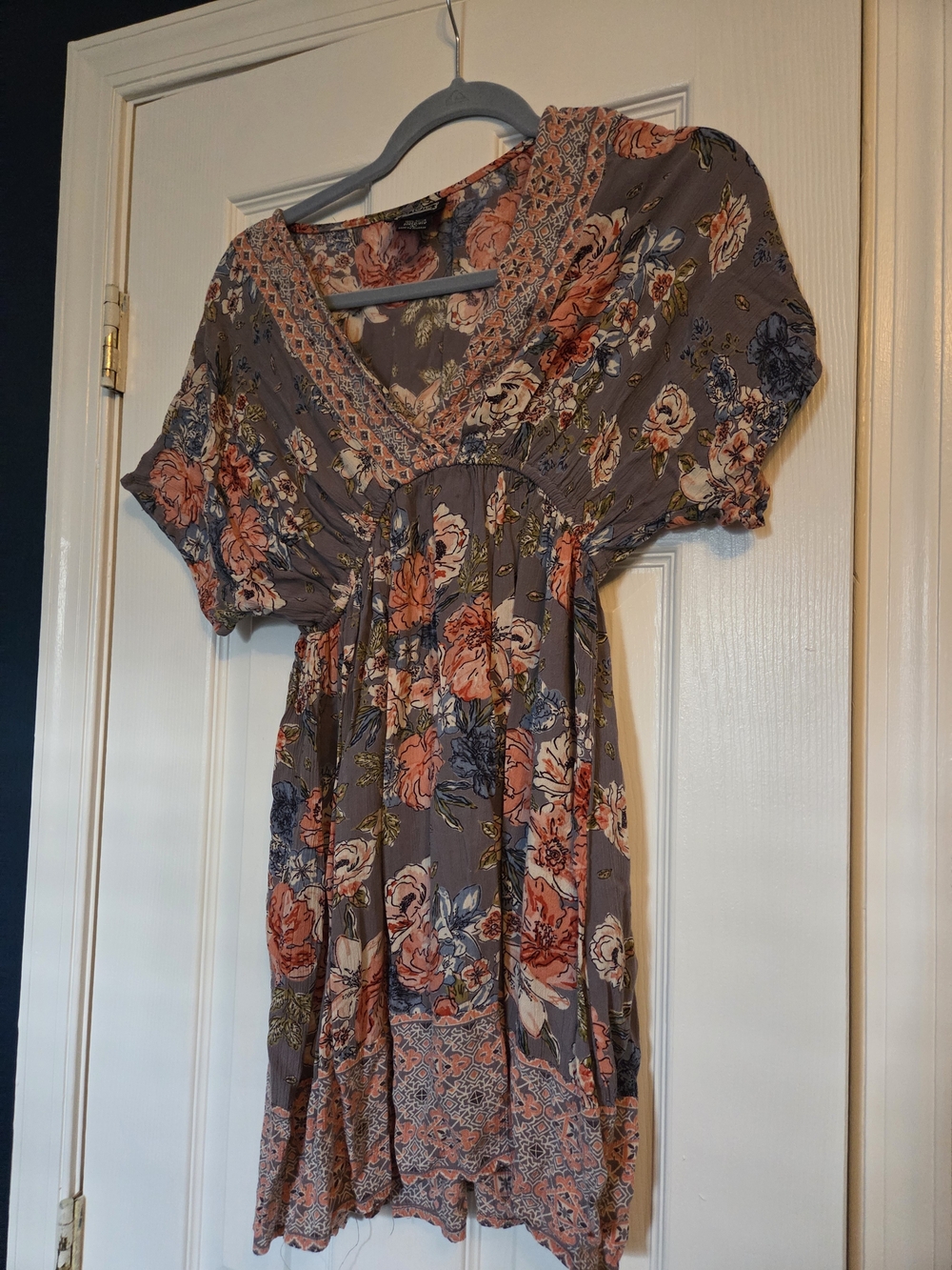 Angie Green Floral V-Neck Tunic with Coral and Navy Blooms